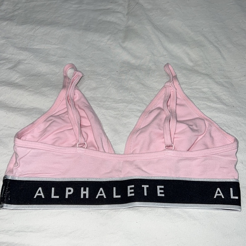 Pink alphalete bra - Picture 3 of 3